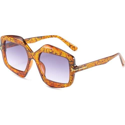 Mens Glasses 2021 Trends Vintage Big Box Irregular Sunglasses Fashion Luxury Designer Womens Glasses For Driving a car Vendors