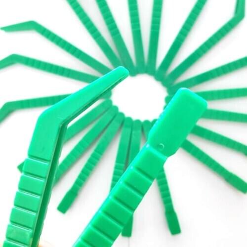 10pcs Plastic Bug Insect Catcher Tongs Tweezers for Kids Children Biology Study Tool