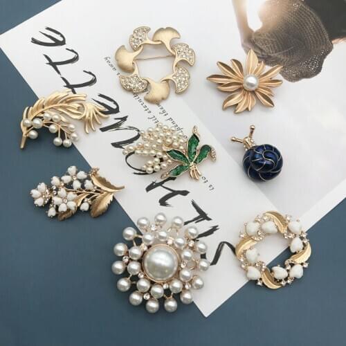 Sweet Brooches Flower Pearls PlantTrendy Gift For Girls Women