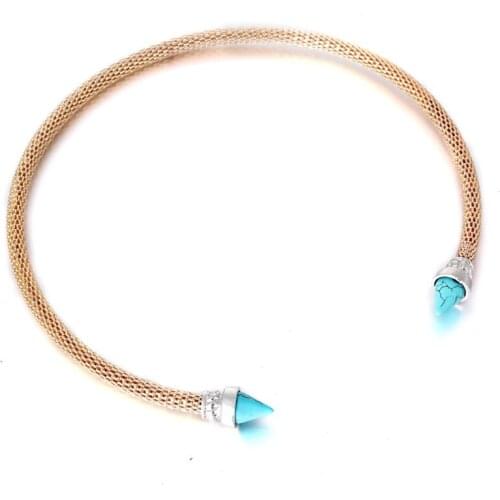 Ojiwan Chokers On The Neck