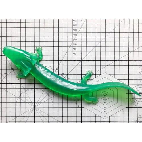 Pvc figure green lizard