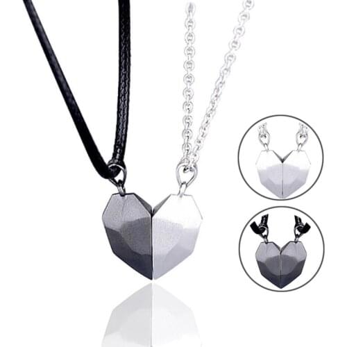 2Pcs Heart Pendant Couple Splicing Magnetic Necklace For Women Fashion Distance Charm Lover Jewelry Valentines Day Gift New