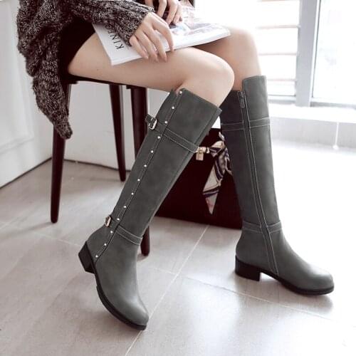 Autumn and winter Korean New Womens boots flat heel large boots soft leather high boots side zipper belt buckle boots women