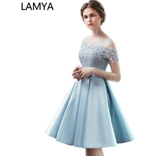 LAMYA 2019 New Short Sation Prom Dress Simple Lace Boat Neck Formal Evening Party Dresses Custiom Size Vestido de Festa Curto