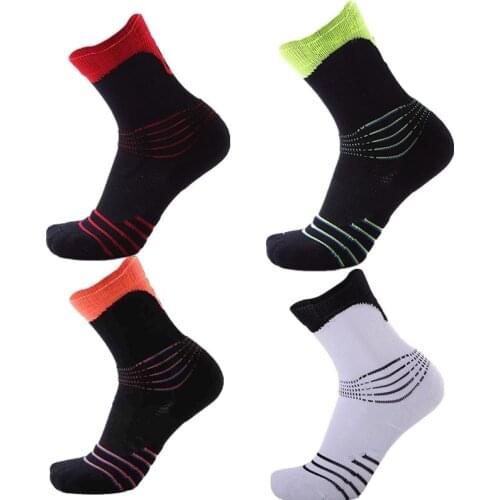 High Quality Men Sports long basketball Socks High elastics comfort soccer running sport breathable elite cotton socks MJ17117