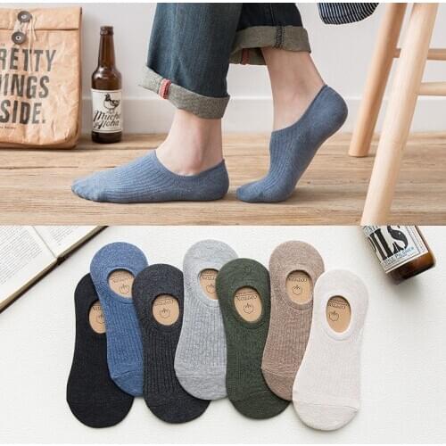 Q 1Pair Mens Socks Non Slip Silicone Shallow Mouth Boat Socks Breathable Korean Style for Summer Cotton Pure Color Sock