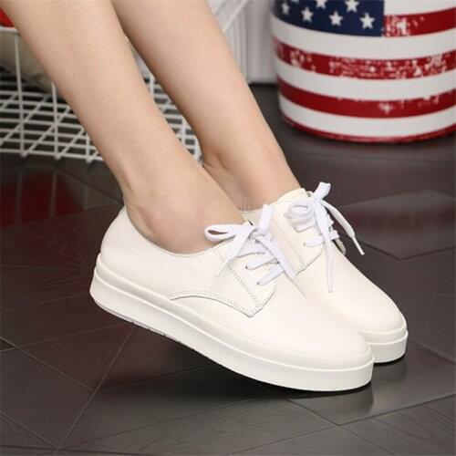 Genuine leather white shoes flat womens shoes spring new casual shoes comfortable lace up Korean nurse shoes soft sole