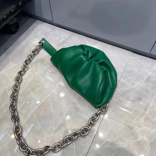 Fashion Thick Chain Cloud Bag Mini Hand Bag Fold Dumpling Bag Chest Bag Black Cross Body Clip Chains Bag for Women 2021