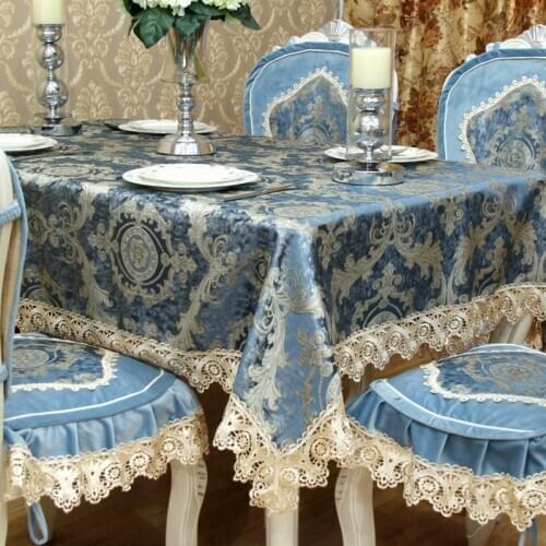 HAPIBEIHPB Jacquard Tablecloths On The Table