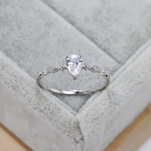 Best selling European and American S925 silver fashion wedding ring zircon Drop Crystal luxury jewelry womens gift