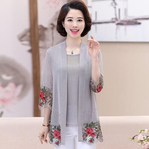 2020 Summer New Middle-Aged Women Lace Two Piece Set Top Embroidered Upscale MotherS Cardigan Suit Set BC530