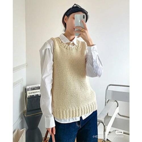 Women Vest 2021 Autumn New Style Knitting Needle Cotton Sleeveless Round Neck Fashion Simple Loose Womens Waistcoat Top