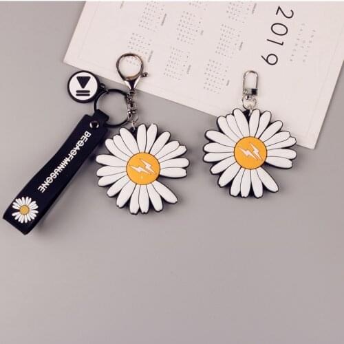 New Korean Flower Keychain For Women Silicone Trinket Charms Daisy Key Chain Girl Bags Keyring Jewelry Gift