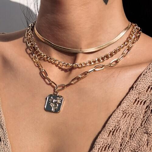 3Pcs/Set Retro Rose Flower Square Pendant Necklace Ladies Multilayer Punk Flat Snake Chain Smooth Link Necklaces Girl Jewelry