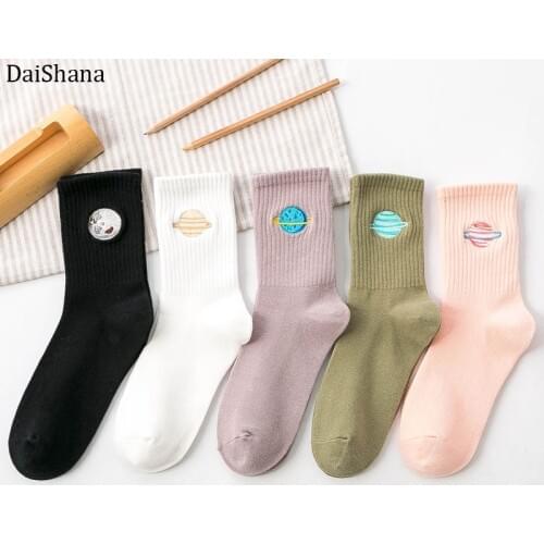 Hot Sales Funny Socks Women Socks High Quality Casual Cartoon Moon Planet Embroidery Sock Happy Harajuku Cotton Soken Skarpetki