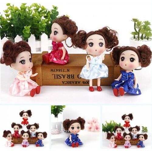 1PC Childrens Mini Ddung Brown Hair Doll Birthday Party Toys Cartoon Gifts for Girls Random Color Cartoon Decoration