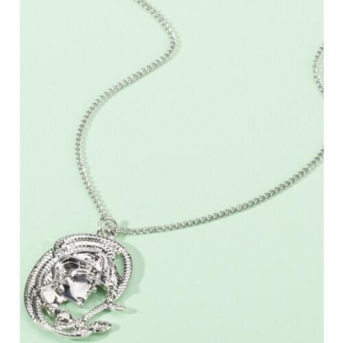 New Snake Medusa Necklaces Gold Color Unusual Necklace for Women Vintage Personality Animal Female Fashion Jewelry Drop Shipping