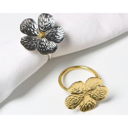 10pcs/Wedding Simple Plum Flower Napkin 5 Petal Lucky Flower Napkin Ring Family Gathering Western Food Hotel Jewelry
