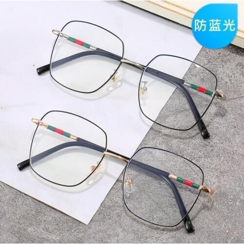 Woman square Clear Glasses Frames Retro Metal Eyeglasses Frame for Women Retro Brand Luxury Spectacles Glasses Frame