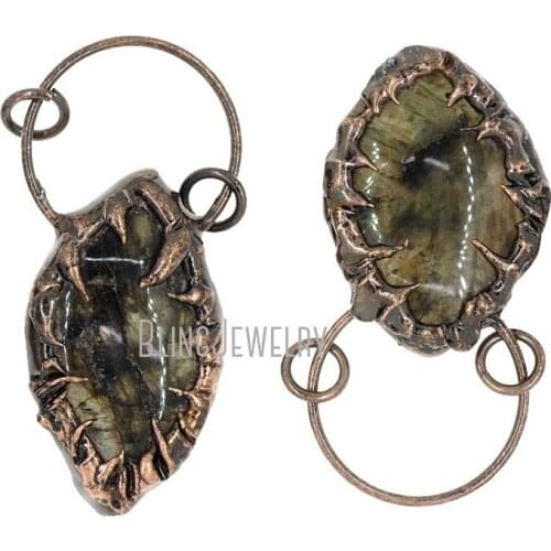 Rustic Copper Fancy Hoop Bail Hoop Pendant Labradorite Stone Pendant with Claw Accent PM38132
