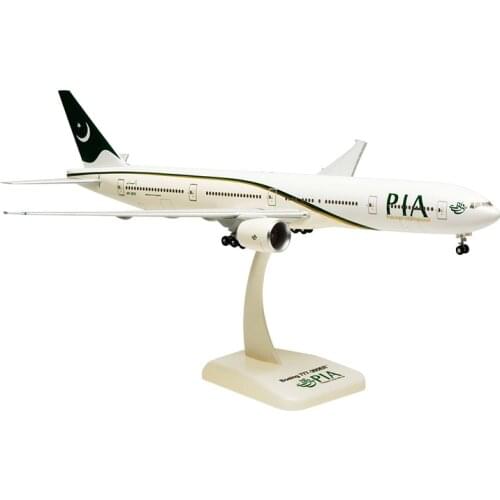 1/200 B777-300ER PIA Pakistan airlines airplane model toys aircraft plastic plane gifts for kids