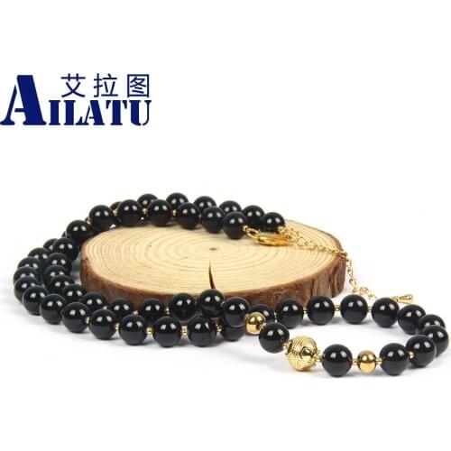 Ailatu Chokers On The Neck