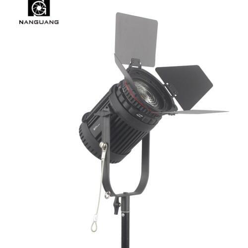 100W LED Focusable Fresnel Spotlight Dimmable with 2.4G Wireless Dimming DMX512 Control