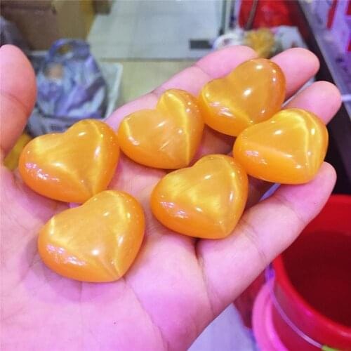 1pcs Free shipping of natural stone yellow cat eye hand-carved heart quartz crystal, cat eye crystal heart
