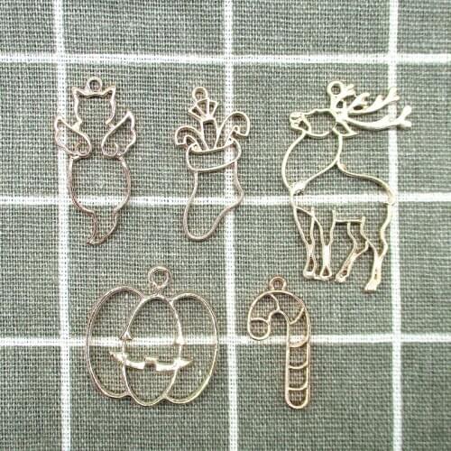 5pcs/lot Reindeer Christmas Walking stick Sock Halloween Pumpkin Cat Charm For Hollow Glue Blank Pendant Tray DIY Handmade XL573