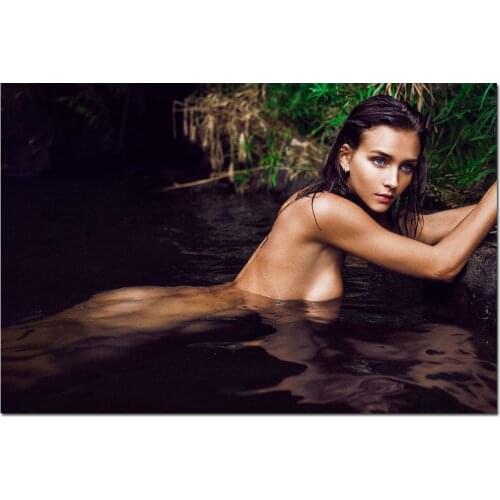 Beautiful Model Sexy Girl in Water Photo Wall Art Posters HD Modern Canvas Paintings Wall Pictures for Living Room Decor