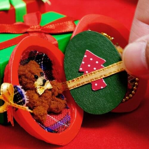 P213 New hot DIY Dollhouse Cottage Seed World Handmade House Making Assembled Model Creative Christmas Girl Gift