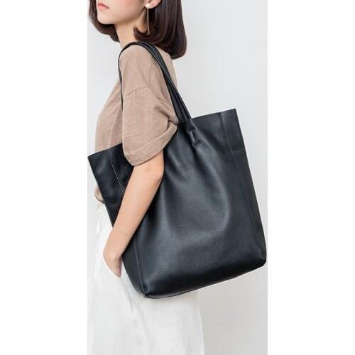 Bags womens 2020 new female handbag shoulder bag leather large toe cap leather simple fashion large capacity laptop tote bag