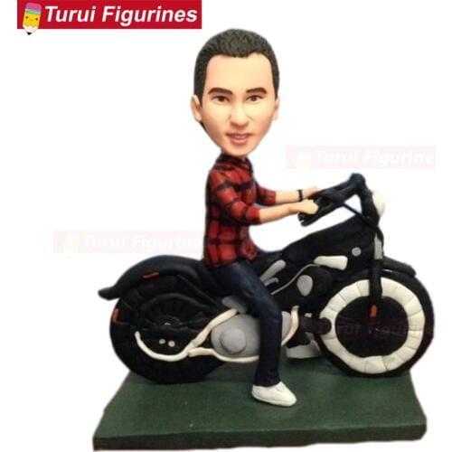 Custom motorbike bobblehead figurines man riding motocycle figure statuette collectible figurine ride motocycle design sculpture