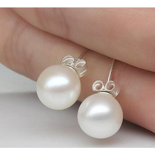 2021 Wholesale Luxury Trendy Imitation Pearl Stud Earring For Women Female Jewelry Wedding Engagement Party Birthstone Gifts