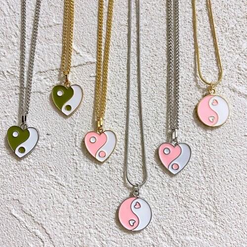 New Vintage Gossip Tai Chi Heart Necklace Simple Yin Yang Gossip Necklaces For Women Girls Fashion Jewelry