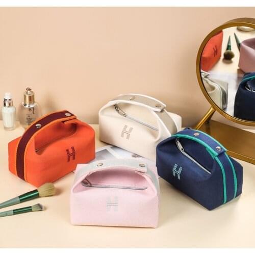 Simple Waterproof Canvas Makeup Pouch Fashion 2021 New Cosmetic Bag Women Makeup Organizer Toiletry Bag Travel Cosmetics Bag