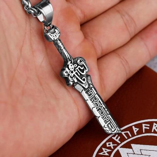 Domineering Broken Sword Necklace Wild God of War Pendant Stainless Steel Unisex Retro Punk Gothic Party Birthday Gift Wholesale