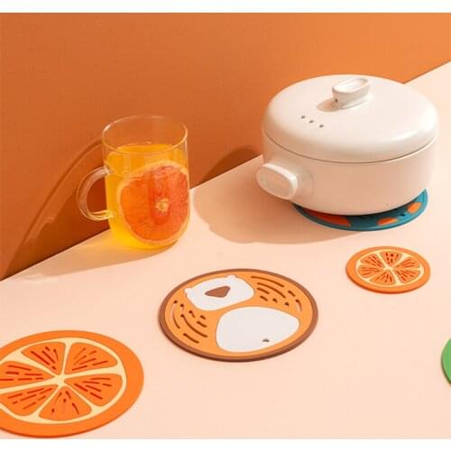 1 Pcs Fruit Shape Coaster Creative Cup Pads Silicone Insulation Mat Hot Drink Holder Kitchen Dining Bar Table Decorations