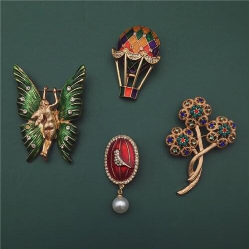 Retro literary butterfly fairy hot air balloon flower brooch temperament all-match coat sweater pin