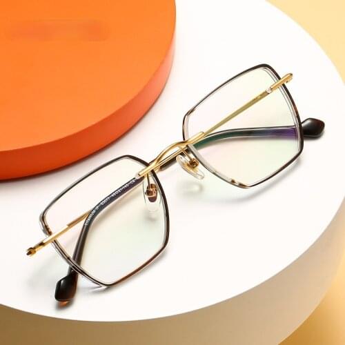 2021 spectacle frame can equipped myopia degree blue light proof spectacle frame full frame flat lens prescription glasses women