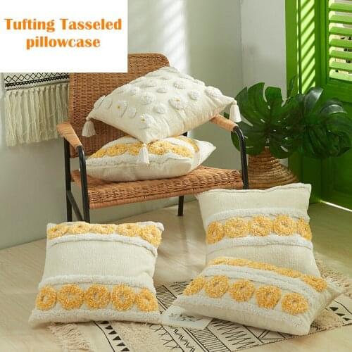 Nordic Simple Chenille Tufting Pillowcase with Tassels Daisy Donuts Pattern Geometric Luxury Cushion Covers Sofa Throw Pillows