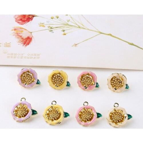 4pcs 2019 New Design Fashion Jewelry Elegant stud earrings for woman green leaf flower stamen earrings DIY material accessories