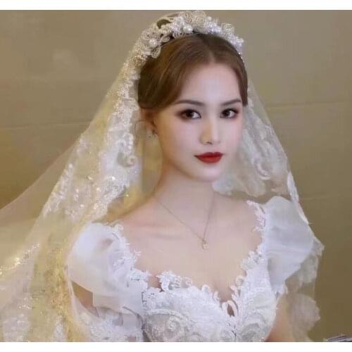 Sweet Bride Wedding Dress Handmade Beaded Crown Beautiful Shape Wedding Headdress Photo Studio with Makeup Wedding Accessories