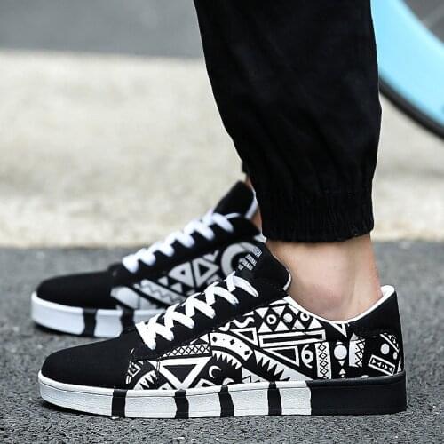 Man Sneakers White Shoes White Sneakers Tennis Shoes Men Sneakers Luxury Brand Anime Tennis Tennis High Quality Flats Zapatos