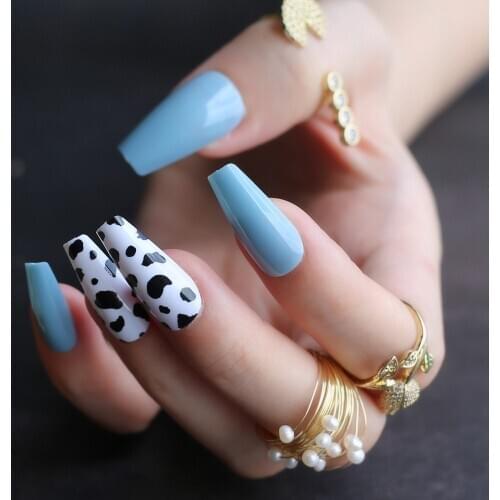 Sky blue coffin glossy fasle nails ballet cow cute design acrylic nails 24pcs reuse fake nails UV nail
