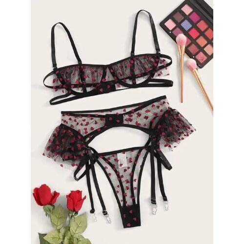 Woman underwear set sexy delicate lace edge underwear + garter + shorts set hollow high quality set нижнее белье женское 50