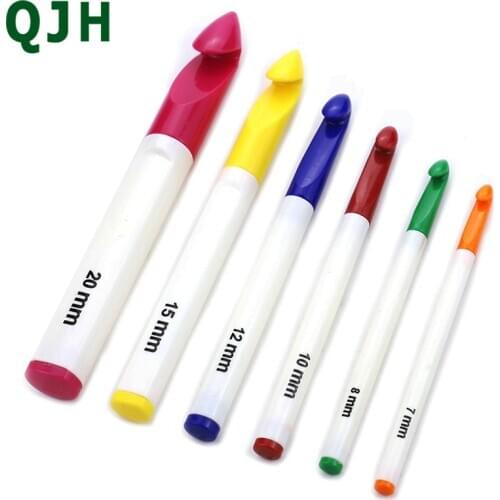 DIY handmade wool crochet needle plastic handle knitting needle set large size carpet wool knitting craft tool 7mm-20mm crochet