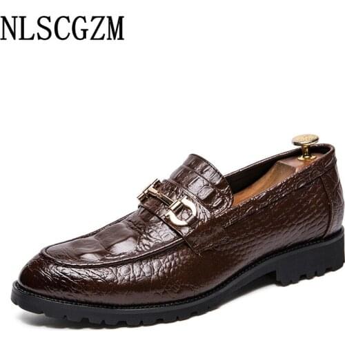 Leather Shoes Men Formal Wedding Dress Oxford Slip on Shoes for Men Office 2021 Italian Men Dress Shoes Loafers Coiffeur Zapatos