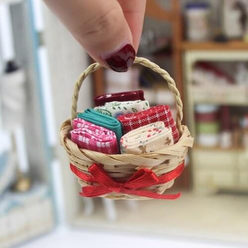 1/12 Dollhouse Miniature Cloth Basket Laundry Doll House Decoration Dolls Accessories