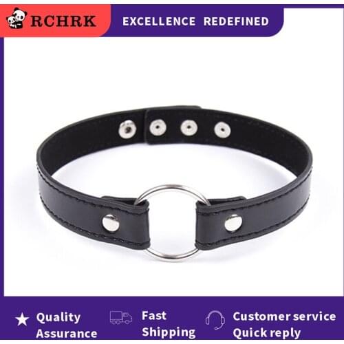 2021 Leather collar and lead chain bondage Boutique adult games BDSM collar Pet leashing game Punk spiked rivets Sexy Neck Cover
